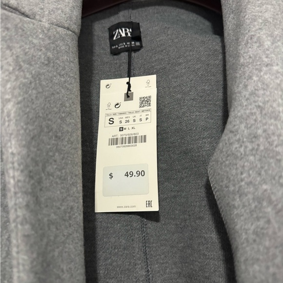 Zara coat - Picture 2 of 2